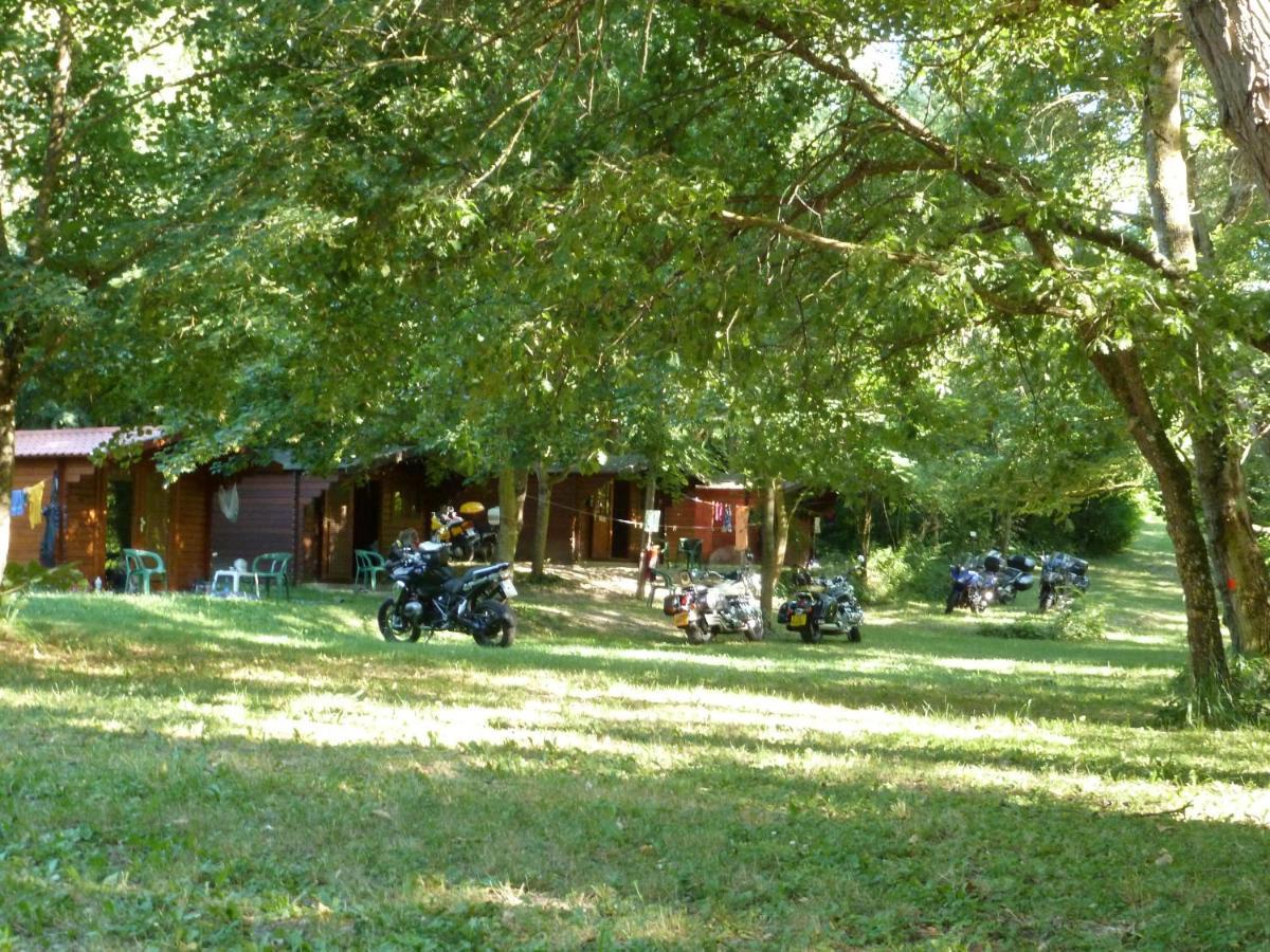 Camping La Vaugelette - Drôme Montclar-sur-Gervanne Eksteriør bilde